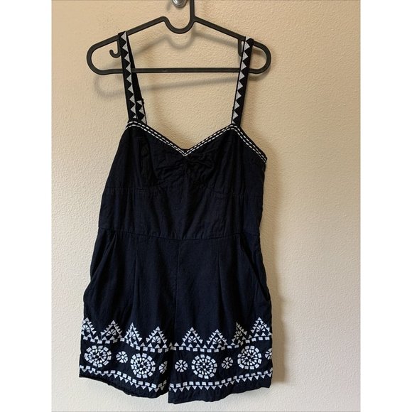 Anthropologie Pants - Anthropology Mermaid Torfino Embroidered Romper